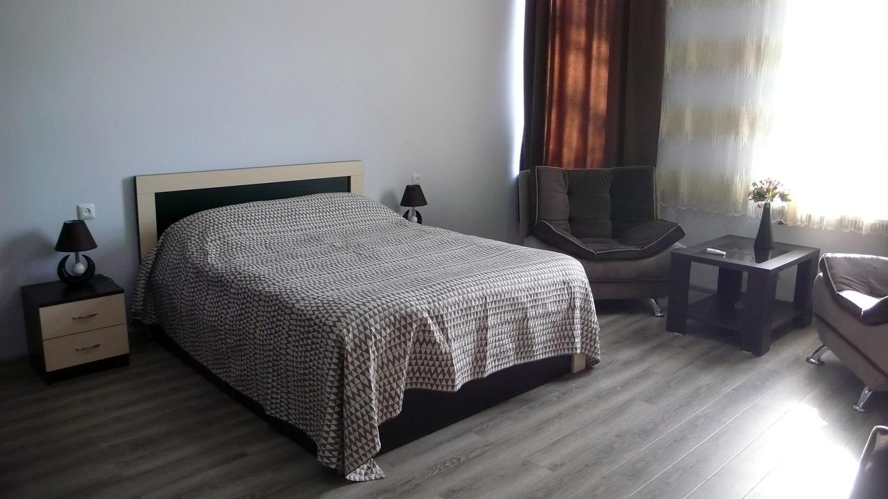 Hotel Newland Chiatura エクステリア 写真