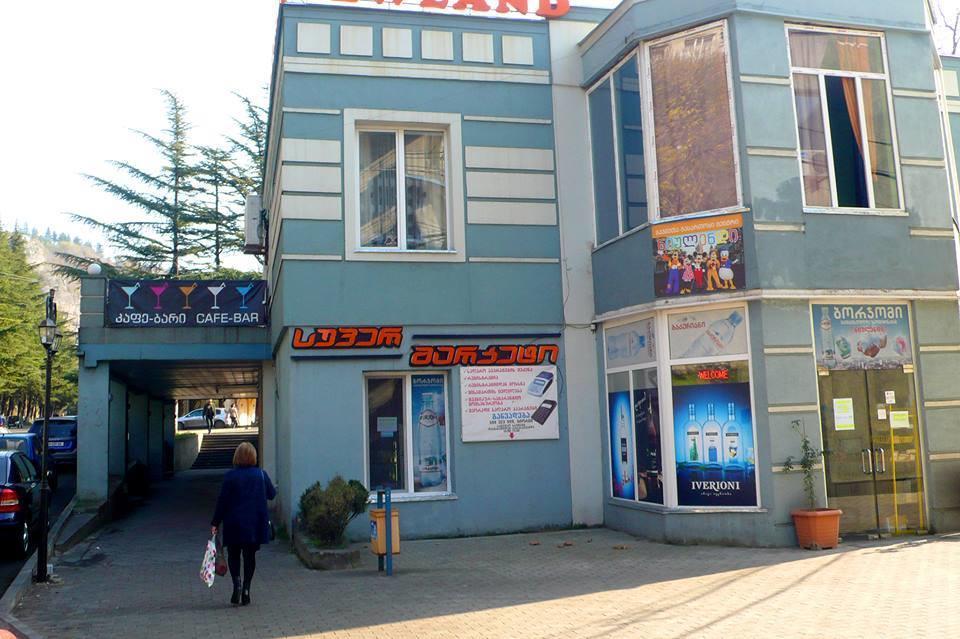 Hotel Newland Chiatura エクステリア 写真